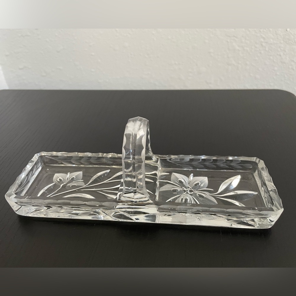 Vintage glass butter dish with handle.